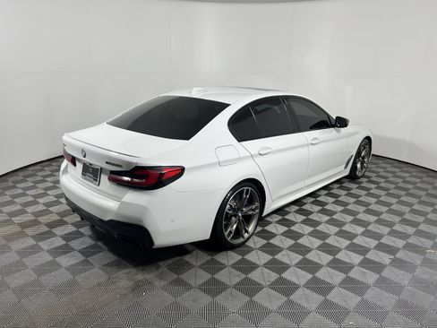 Used 2022 BMW M550i xDrive AWD/4WD image 5
