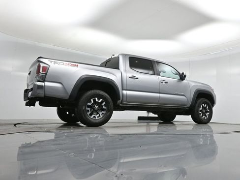 Used 2020 Toyota Tacoma TRD Off-Road image 45