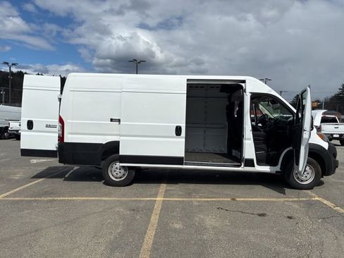 Used 2023 RAM ProMaster 3500 w/ Convenience Group FWD image 18