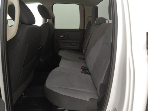 Used 2023 RAM 1500 Classic SLT AWD/4WD image 18