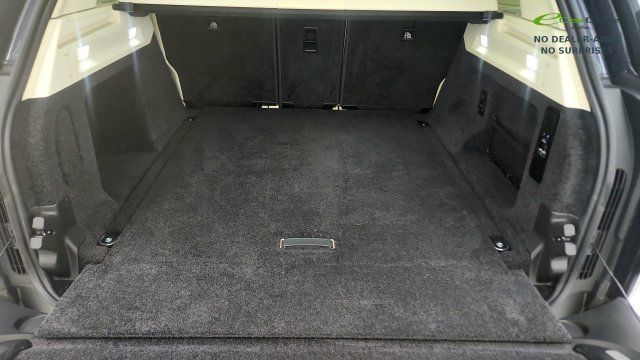 Used 2024 Land Rover Range Rover SE AWD/4WD image 29