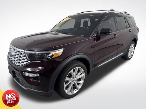 Used 2023 Ford Explorer Platinum w/ Technology Package image 8
