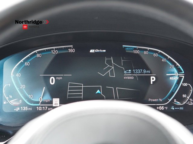 Used 2021 BMW 530e w/ M Sport Package RWD image 18