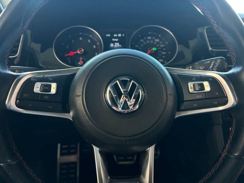 Used 2019 Volkswagen GTI SE FWD image 23
