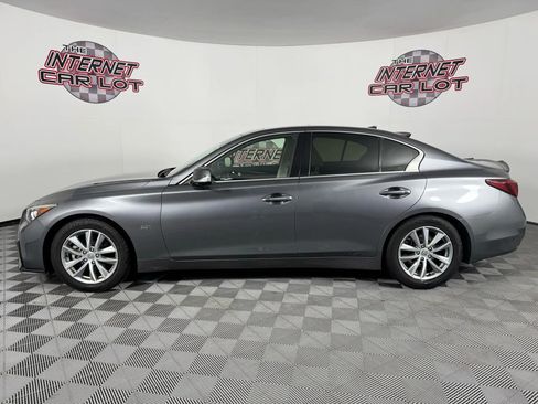 Used 2018 INFINITI Q50 Luxe w/ Sensory Package (Luxe) image 4