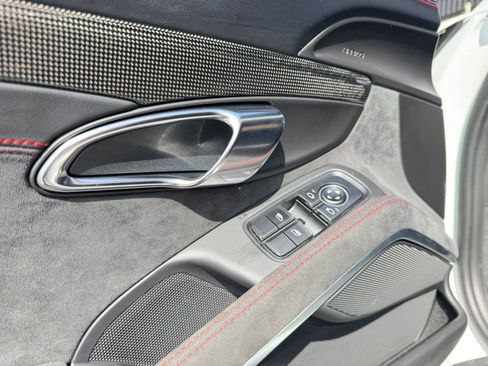 Used 2015 Porsche 911 GT3 RWD image 11