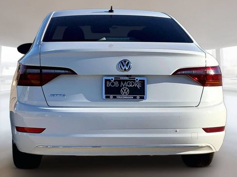 Used 2019 Volkswagen Jetta S w/ Driver Assistance Package FWD image 4
