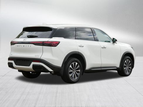 Used 2023 INFINITI QX60 Pure AWD/4WD image 7