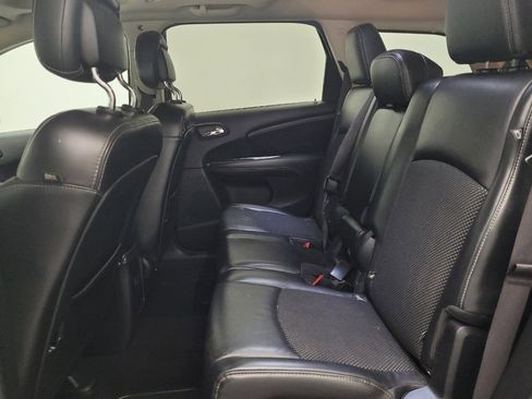 Used 2020 Dodge Journey Crossroad w/ Popular Equipment Group FWD image 18