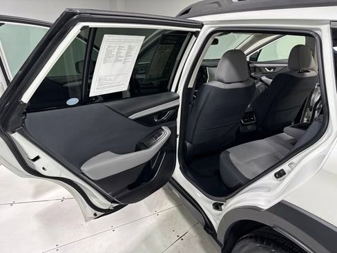 Used 2023 Subaru Outback Premium AWD/4WD image 23