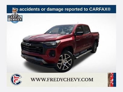 Used 2023 Chevrolet Colorado Z71 w/ Z71 Convenience Package 2