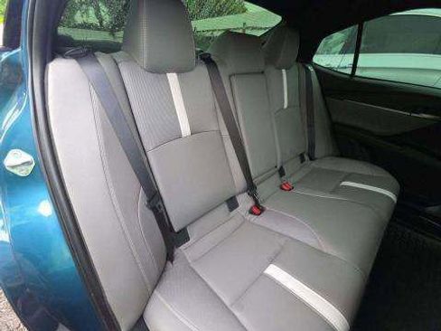 Used 2025 Toyota Camry SE FWD image 12