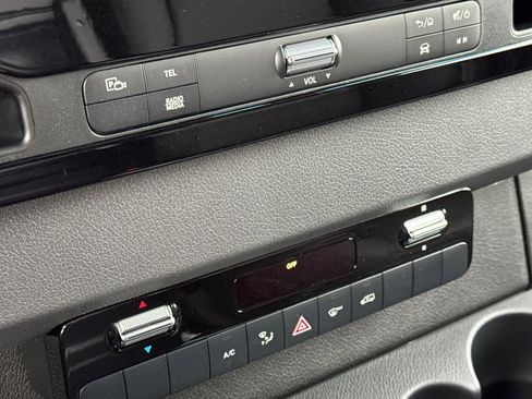 New 2026 Mercedes-Benz Sprinter 2500 image 19
