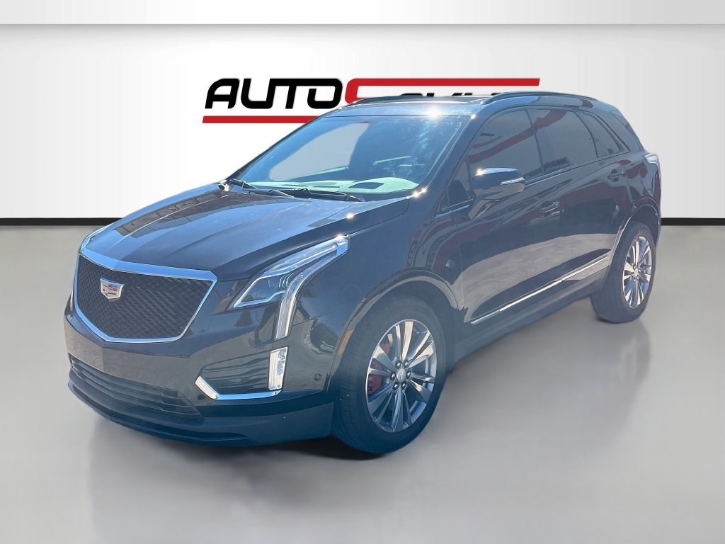 Used 2023 Cadillac XT5 Sportv w/ Technology Package AWD/4WD image 3