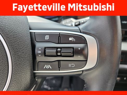 Used 2025 Kia Sportage EX w/ Premium Package AWD/4WD image 26