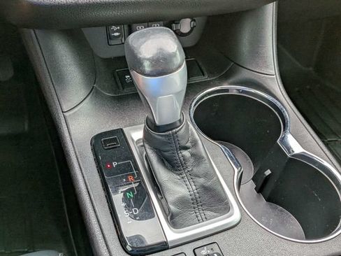 Used 2018 Toyota Highlander XLE FWD image 23