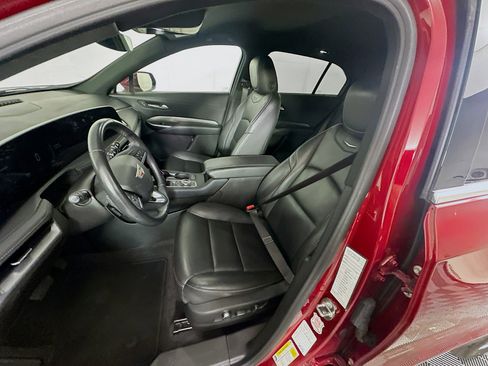 Used 2024 Cadillac XT4 Premium Luxury image 13