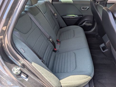 Used 2025 Kia K4 EX FWD image 5