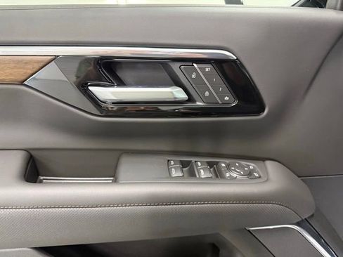 New 2025 Chevrolet Tahoe High Country image 15