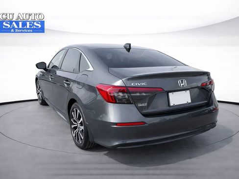 Used 2024 Honda Civic EX image 5