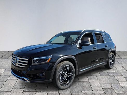 New 2026 Mercedes-Benz GLB 250 image 3