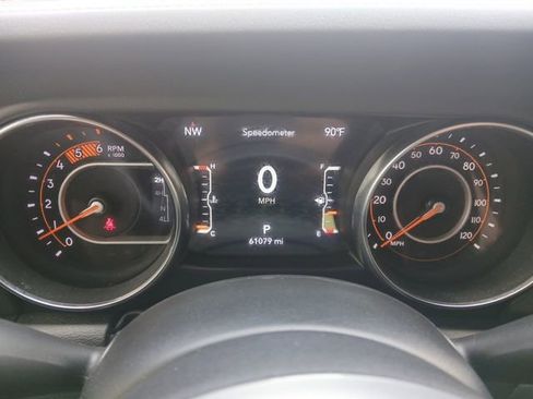 Used 2022 Jeep Gladiator Overland w/ Popular Equipment Package AWD/4WD image 24