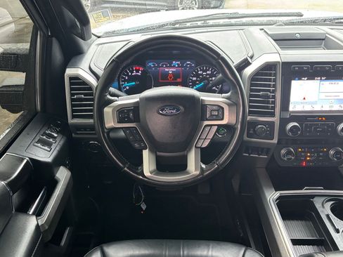 Used 2019 Ford F250 Platinum w/ Platinum Ultimate Package image 28