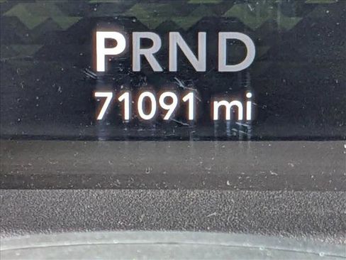 Used 2019 Jeep Wrangler Unlimited Sahara AWD/4WD image 11