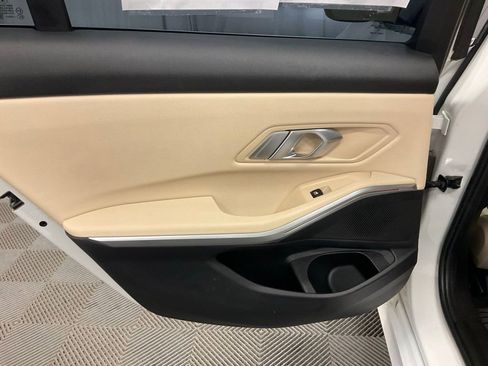 Used 2021 BMW 330i xDrive Sedan w/ Premium Package image 34