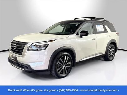 Used 2023 Nissan Pathfinder Platinum