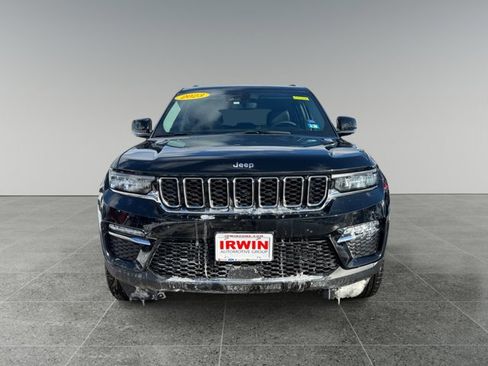 Used 2023 Jeep Grand Cherokee Limited w/ Trailer Tow Prep Group (B) image 8