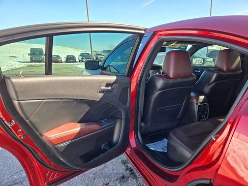 Used 2014 Dodge Charger R/T image 26