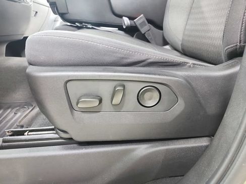 Used 2024 Chevrolet Silverado 1500 LT AWD/4WD image 20