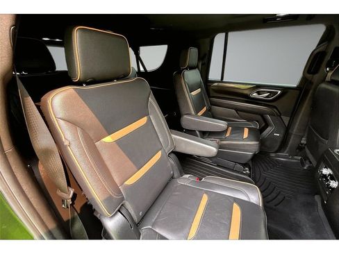 Used 2023 GMC Yukon XL AT4 w/ AT4 Premium Package AWD/4WD image 42