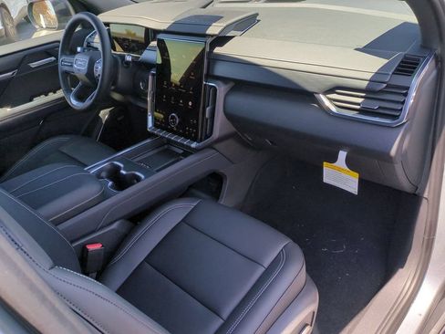 New 2026 GMC Acadia Elevation w/ Black Edition FWD image 32
