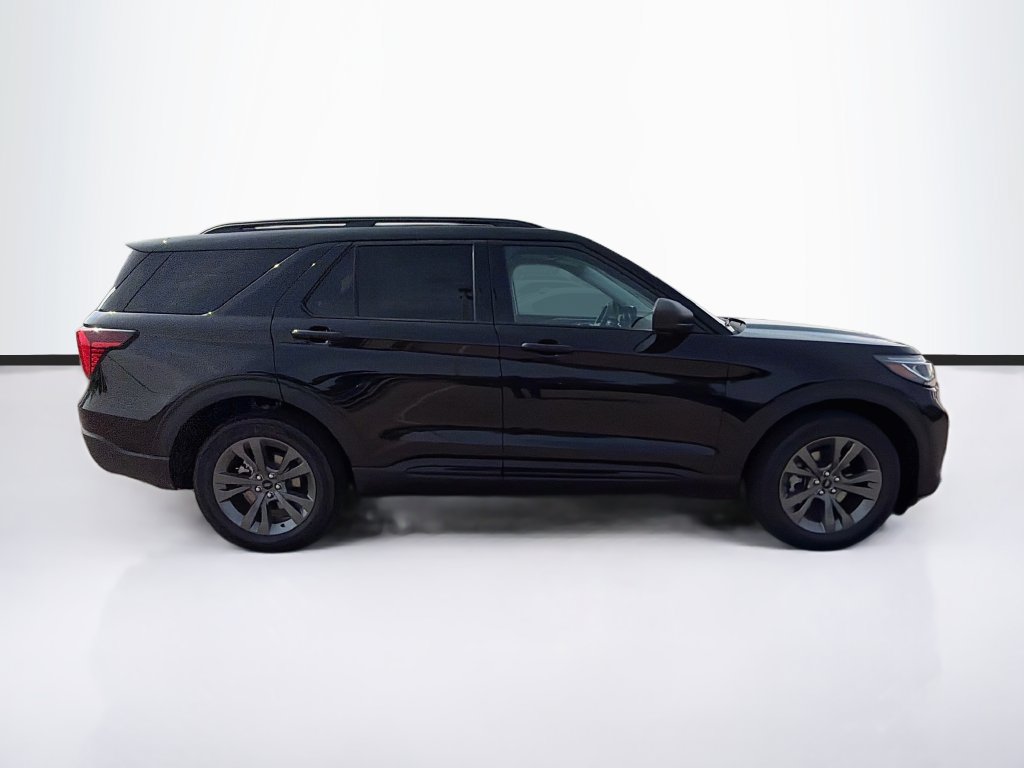 New 2026 Ford Explorer Active w/ Active Comfort Package AWD/4WD image 4