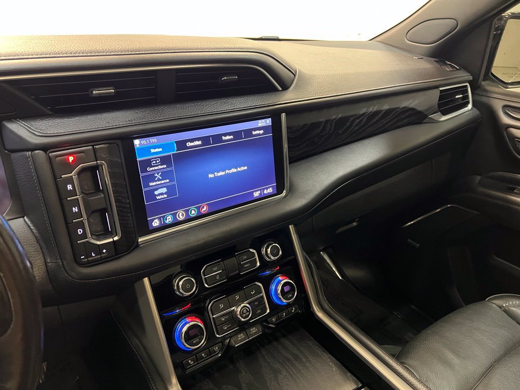 Used 2021 GMC Yukon Denali w/ Denali Premium Package AWD/4WD image 23