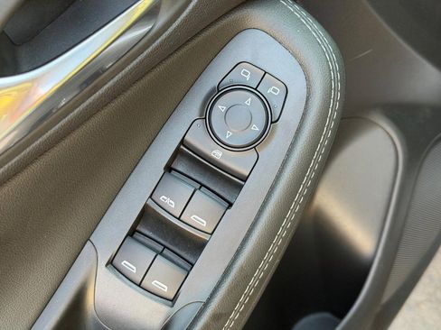 Used 2023 Buick Encore GX Preferred w/ Cold Weather Comfort Package image 15