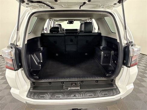 Used 2021 Toyota 4Runner TRD Off-Road Premium image 34