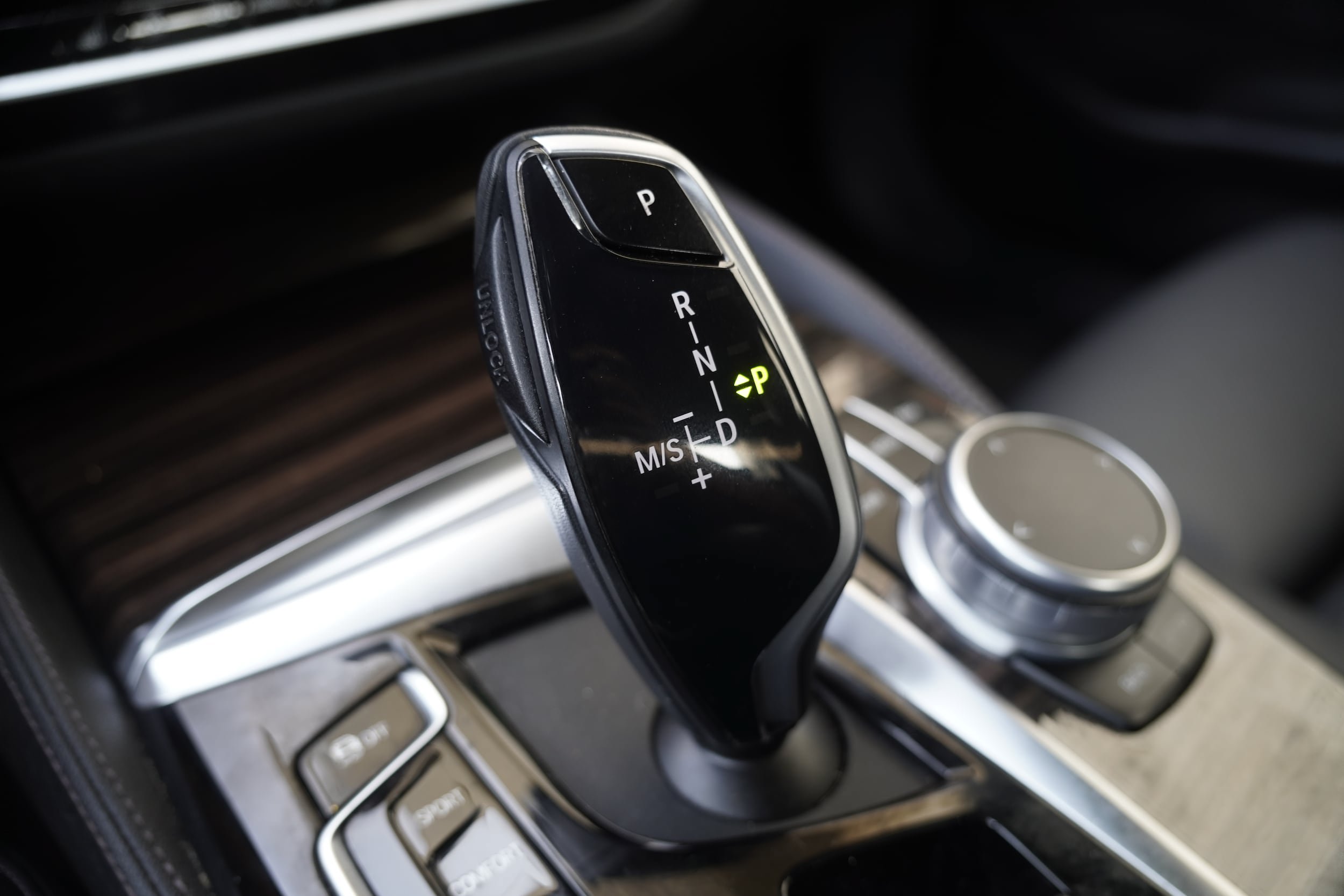 Used 2021 BMW 530i w/ M Sport Package RWD image 32