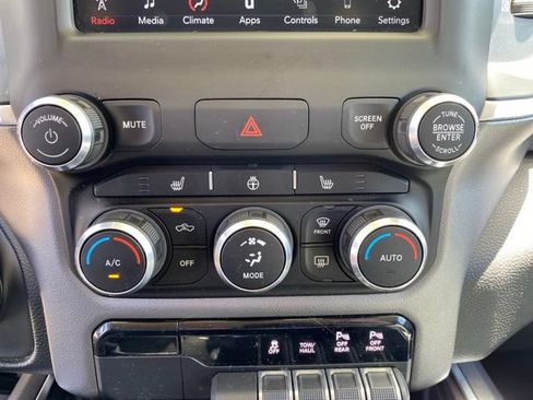 Used 2019 RAM 1500 Big Horn AWD/4WD image 26