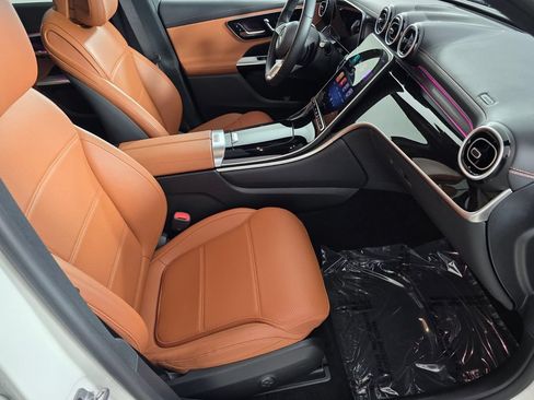 Certified 2025 Mercedes-Benz GLC 300 4MATIC image 26
