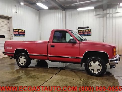 Used 1998 GMC Sierra 1500 4x4 Regular Cab w/ Marketing Option Pkg 3 image 2