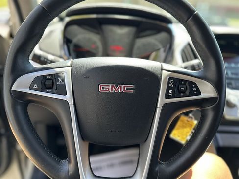 Used 2013 GMC Terrain SLT FWD image 16