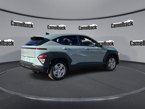 New 2026 Hyundai Kona SE image 7