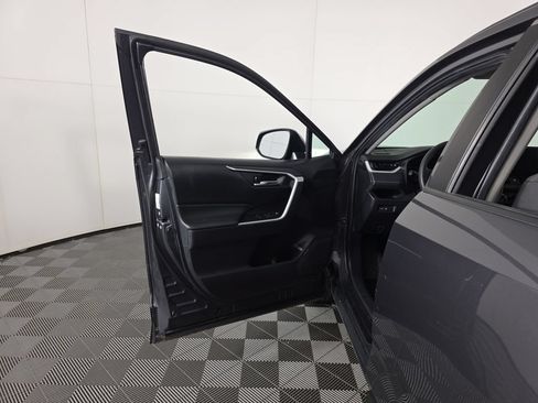 Used 2024 Toyota RAV4 XLE AWD/4WD image 21