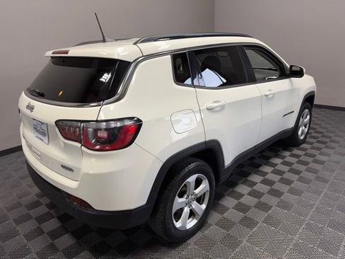 Used 2020 Jeep Compass Latitude w/ Cold Weather Group AWD/4WD image 8