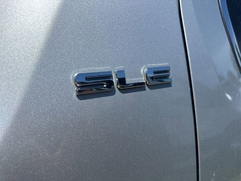 Used 2015 GMC Terrain SLE w/ Convenience Package FWD image 9