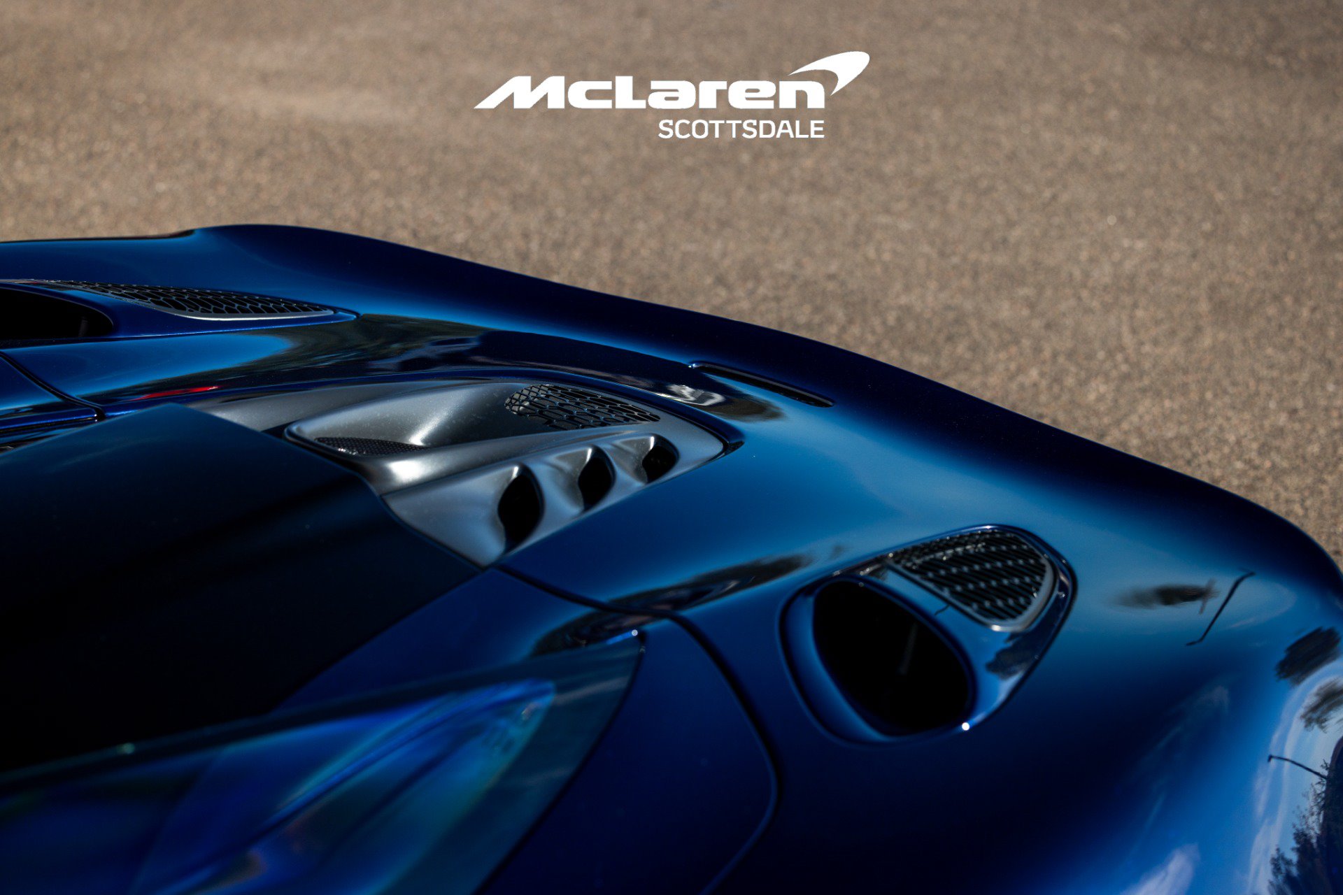 Used 2025 McLaren Artura Spider RWD image 49