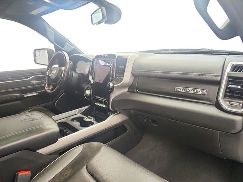 Used 2020 RAM 1500 Laramie w/ Night Edition image 25